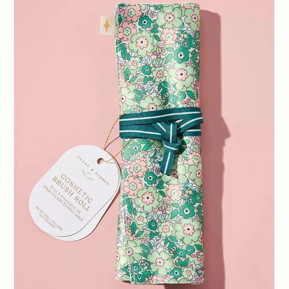 Mer-Sea & Co. Avant Garden Makeup Brush Roll-Up Case